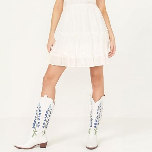 Cute Bluebonnet Floral Embroidered Boots